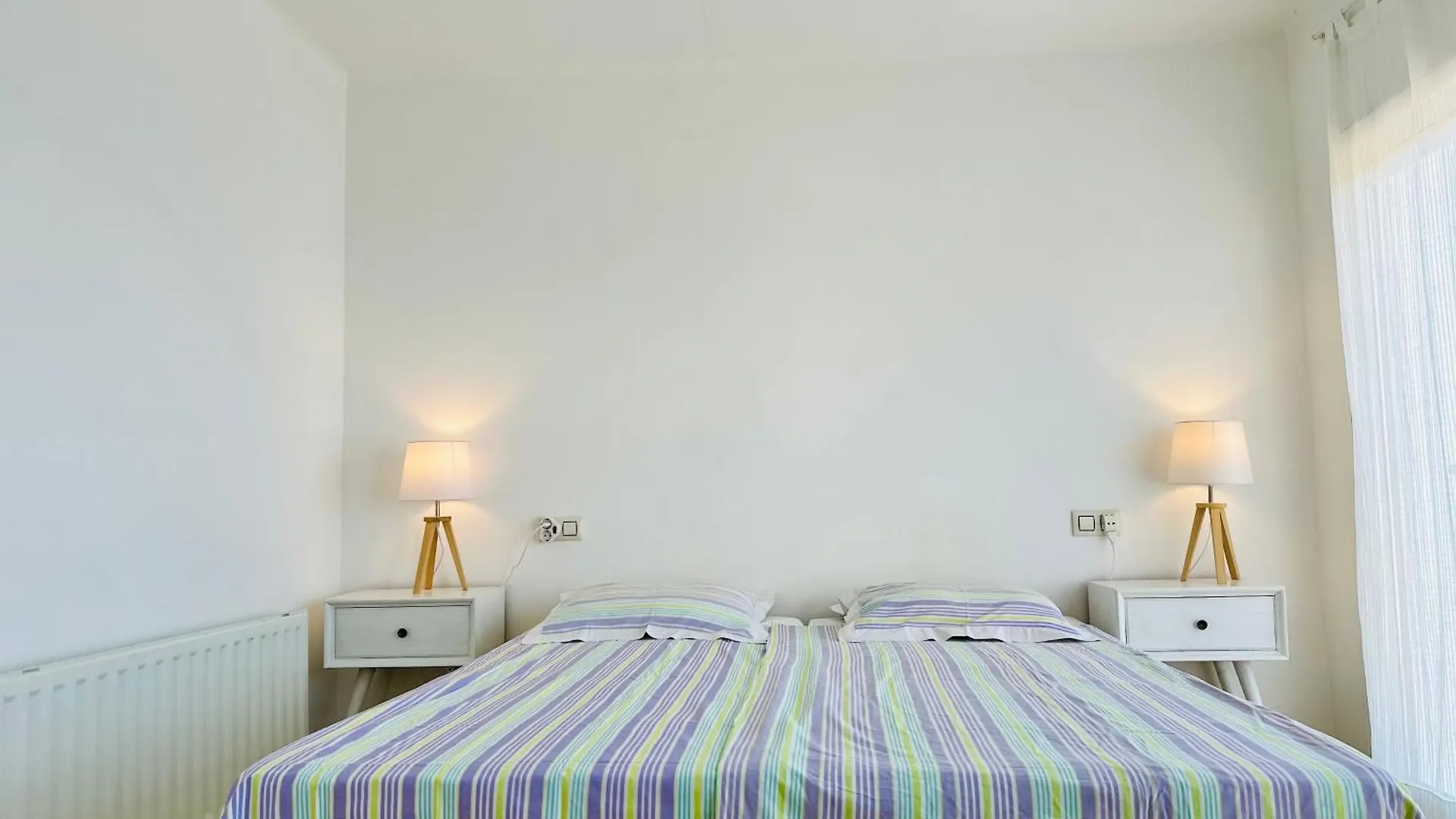 Апартаменты Vela - Apartamento Con Acceso Directo A La Playa Росас