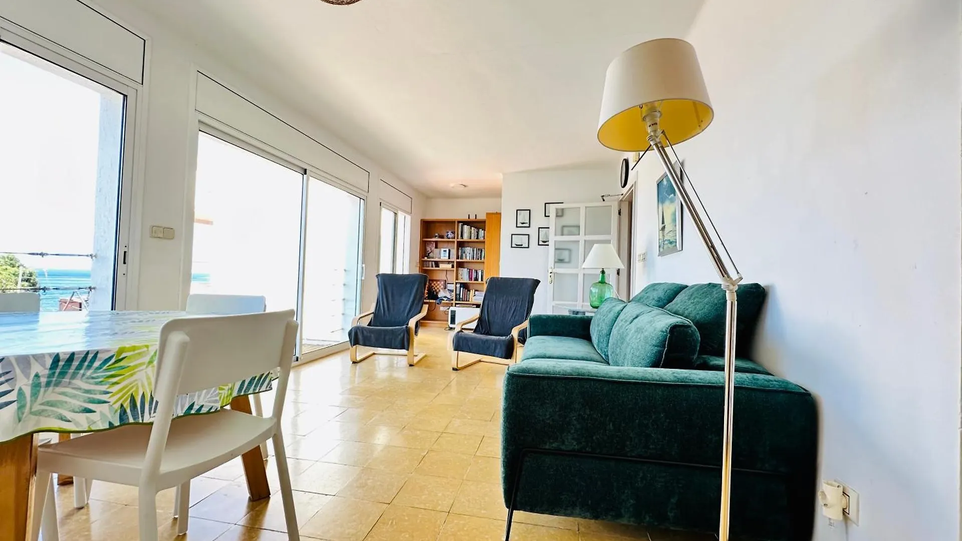 Vela - Apartamento Con Acceso Directo A La Playa Росас 0*,  Испания