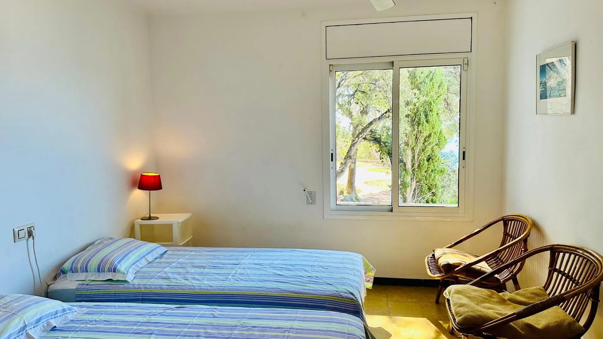 Vela - Apartamento Con Acceso Directo A La Playa Ρόζες Διαμέρισμα